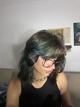 sukulaurens online show from 07.04.26