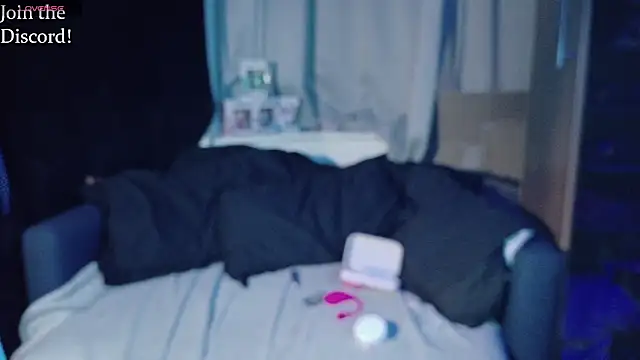 Snapshot of venusflytrapped chatting on 02.12.26 venusflytrapped online show from 02.12.26