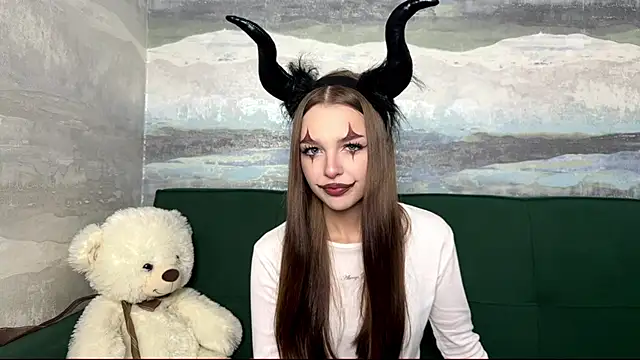 SunnySprinkle online show from 10.31.25