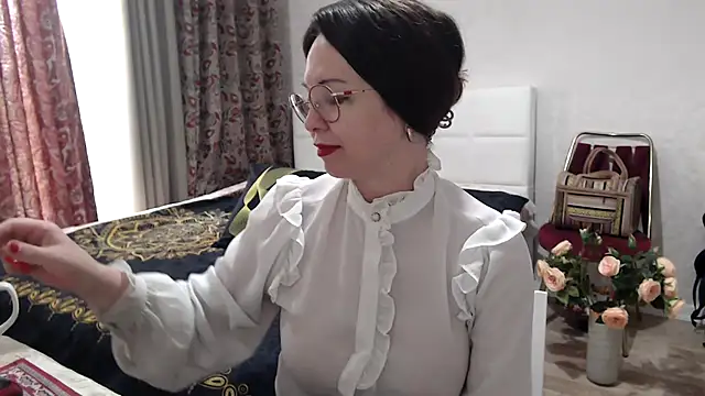 Snapshot of Arisa5000 chatting on 05.11.26 Arisa5000 online show from 05.11.26