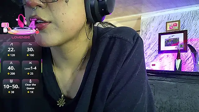 zora blue777 online show from 02.28.26