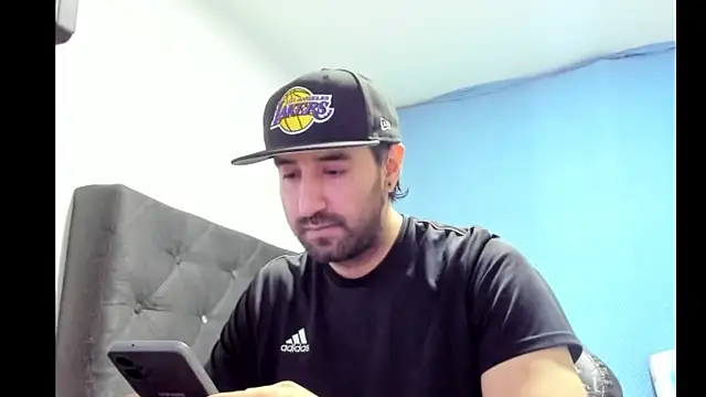 Snapshot of coolfriki chatting on 01.10.26 coolfriki online show from 01.10.26