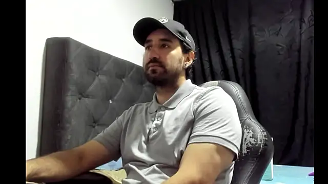 Snapshot of coolfriki chatting on 01.16.26 coolfriki online show from 01.16.26