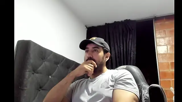 Snapshot of coolfriki chatting on 01.19.26 coolfriki online show from 01.19.26