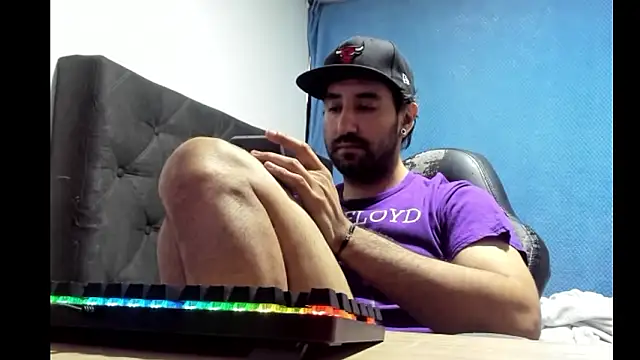 Snapshot of coolfriki chatting on 01.31.26 coolfriki online show from 01.31.26