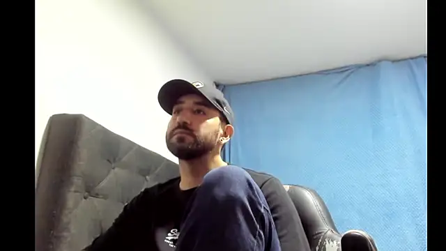 Snapshot of coolfriki chatting on 02.11.26 coolfriki online show from 02.11.26