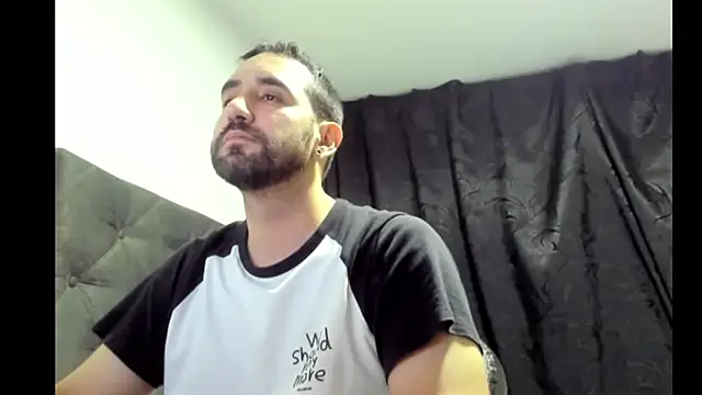 Snapshot of coolfriki chatting on 02.12.26 coolfriki online show from 02.12.26