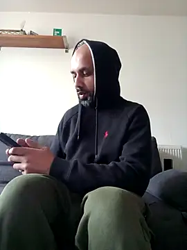 T1T012 online show from 02.01.26