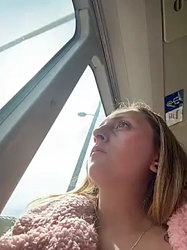 Mia dca online show from 12.03.25