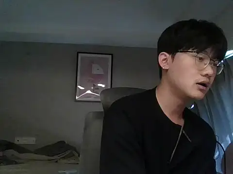 Snapshot of iambennet chatting on 11.02.25 iambennet online show from 11.02.25