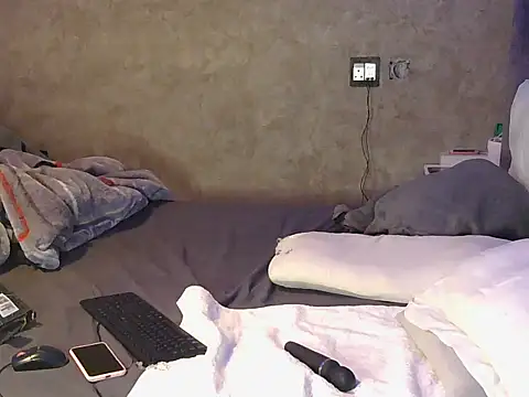 petite queenx online show from 11.10.25