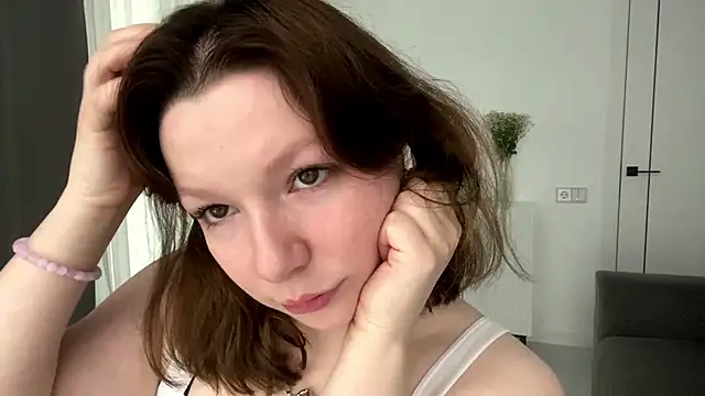 TamekiaSamii online show from 11.28.25