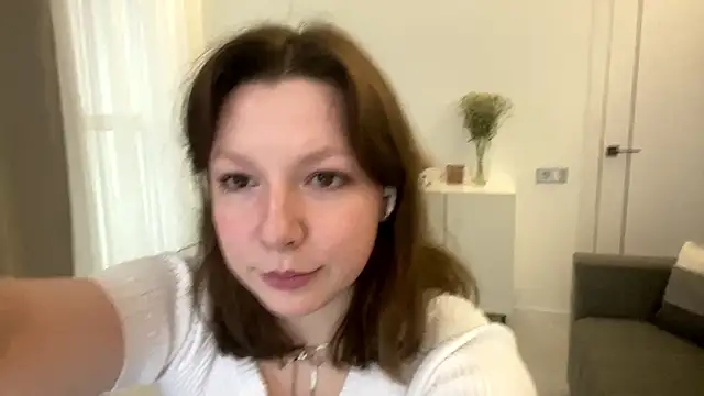 TamekiaSamii online show from 12.03.25