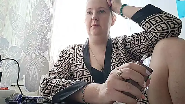 Snapshot of Melorini chatting on 02.20.26 Melorini online show from 02.20.26