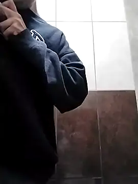 Snapshot of Lollysmile26 chatting on 11.20.25 Lollysmile26 online show from 11.20.25