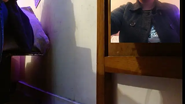 Snapshot of Lunabunnycreamy chatting on 11.06.25 Lunabunnycreamy online show from 11.06.25