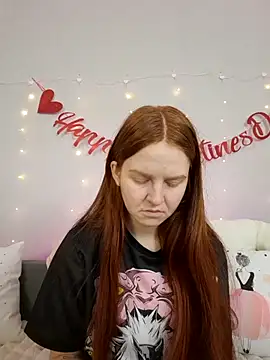 Evarey  online show from 02.18.26