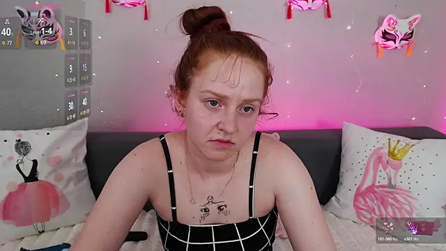 Snapshot of Evarey_ chatting on 06.23.26 Evarey online show from 06.23.26