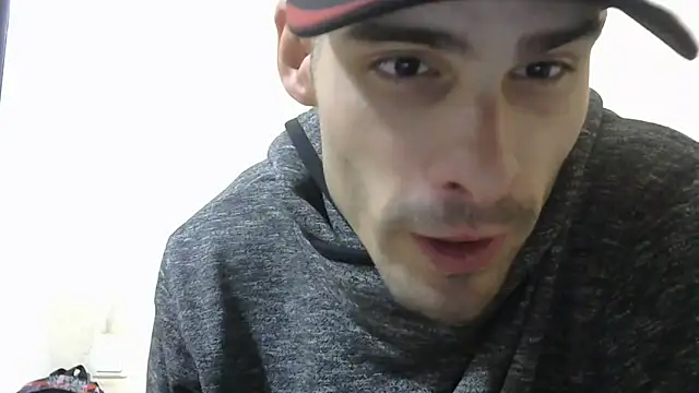 Snapshot of MakabulaAndrey chatting on 11.07.25 MakabulaAndrey online show from 11.07.25