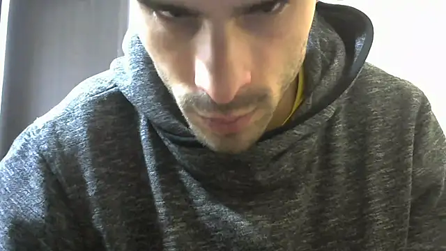 Snapshot of MakabulaAndrey chatting on 11.15.25 MakabulaAndrey online show from 11.15.25