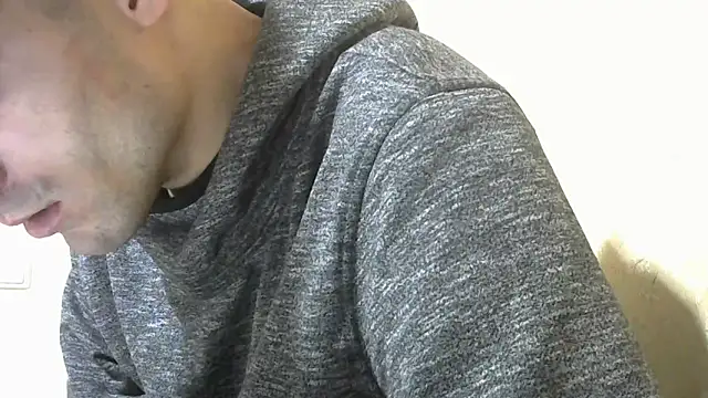 Snapshot of MakabulaAndrey chatting on 11.23.25 MakabulaAndrey online show from 11.23.25