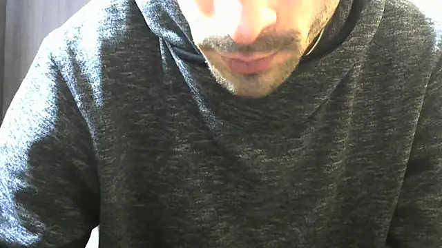 Snapshot of MakabulaAndrey chatting on 11.28.25 MakabulaAndrey online show from 11.28.25