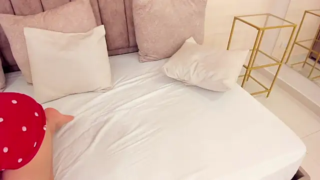 eva caos online show from 11.26.25