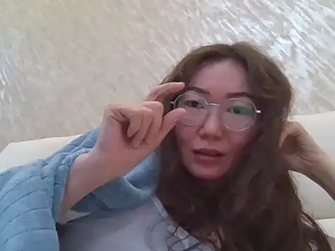 Ysolena online show from 02.16.26