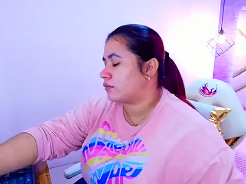 Addyy 02 online show from 10.12.25