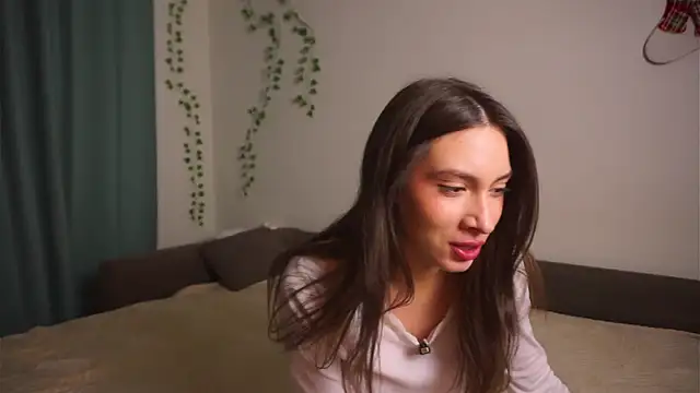 MissyHuf online show from 01.10.26