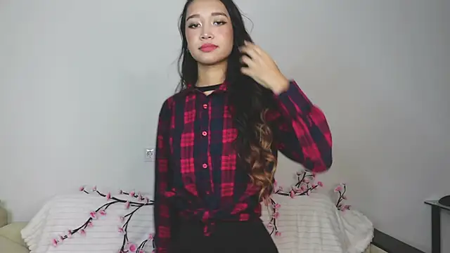 SelinaLukas online show from 10.18.25
