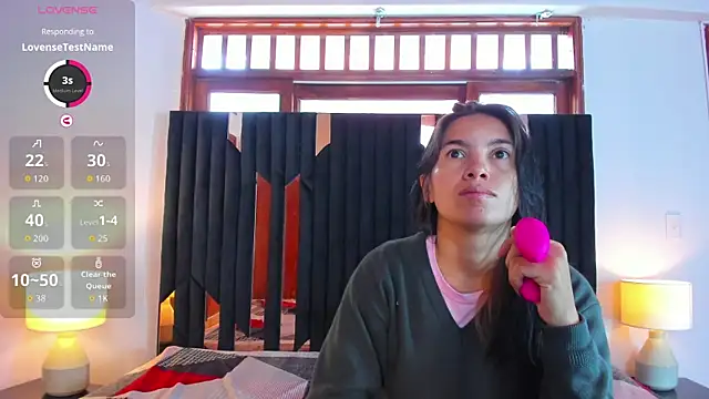 Snapshot of Sofy_and_Mia chatting on 11.03.25 Sofy and Mia online show from 11.03.25