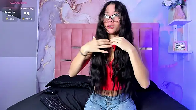 Isis Blaze online show from 03.18.26