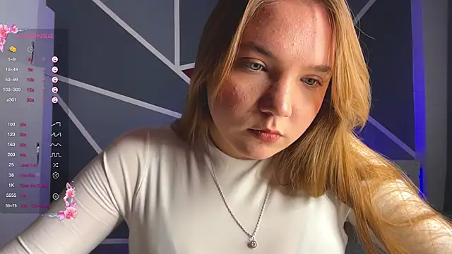 RebeccaEglitis online show from 12.04.25