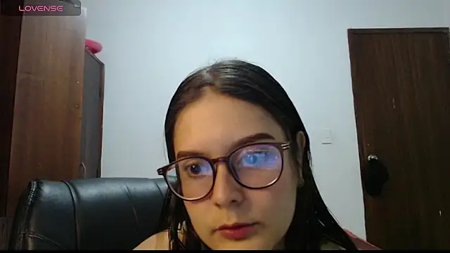CarlaLorez online show from 06.14.26