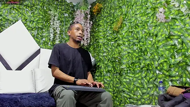 REDBRYAN EBANO online show from 10.24.25