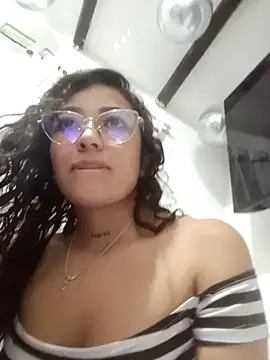 Camila-marinn online show from 10.19.25