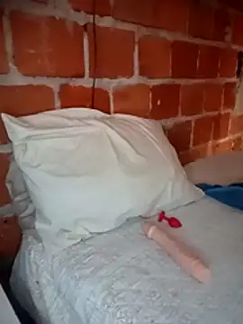 Snapshot of AliceXmoore chatting on 11.19.25 AliceXmoore online show from 11.19.25