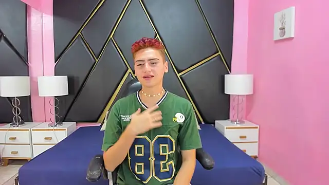 Alex Millerss online show from 12.16.25