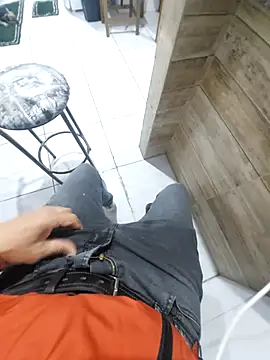 Merlin2310 online show from 11.16.25