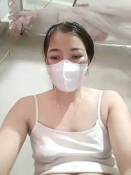 Snapshot of ladzy_sexy chatting on 11.02.25 ladzy sexy online show from 11.02.25