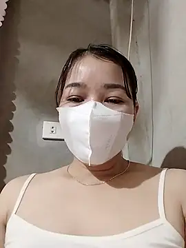 Snapshot of ladzy_sexy chatting on 11.08.25 ladzy sexy online show from 11.08.25