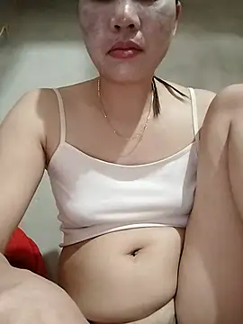 Snapshot of ladzy_sexy chatting on 11.15.25 ladzy sexy online show from 11.15.25