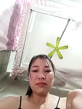 Snapshot of ladzy_sexy chatting on 01.07.26 ladzy sexy online show from 01.07.26