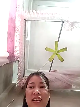 Snapshot of ladzy_sexy chatting on 01.19.26 ladzy sexy online show from 01.19.26