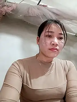 Snapshot of ladzy_sexy chatting on 02.02.26 ladzy sexy online show from 02.02.26