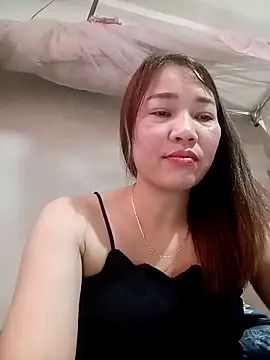 Snapshot of ladzy_sexy chatting on 02.06.26 ladzy sexy online show from 02.06.26