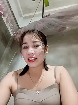 Snapshot of ladzy_sexy chatting on 02.09.26 ladzy sexy online show from 02.09.26