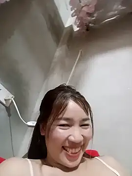 Snapshot of ladzy_sexy chatting on 02.22.26 ladzy sexy online show from 02.22.26