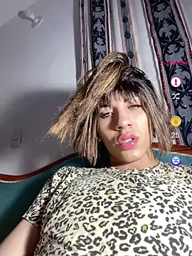 SiaraRealist online show from 05.09.26